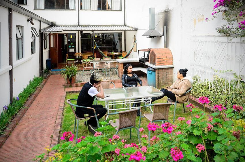 Hostal La Pinta Bogotá Exteriér fotografie