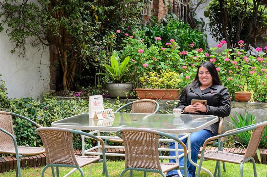 Hostal La Pinta Bogotá Exteriér fotografie